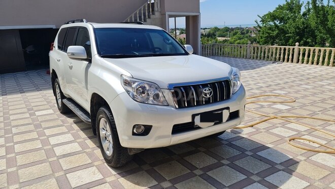 Toyota Land Cruiser Prado 2012, 130,000 km - 2.7 л - Bakı