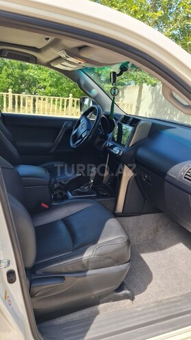 Toyota Land Cruiser Prado 2012, 130,000 km - 2.7 л - Bakı