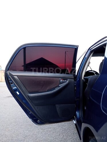 Toyota Corolla 2004, 331,600 km - 1.4 l - Sumqayıt