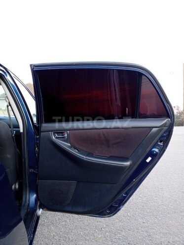 Toyota Corolla 2004, 331,600 km - 1.4 l - Sumqayıt