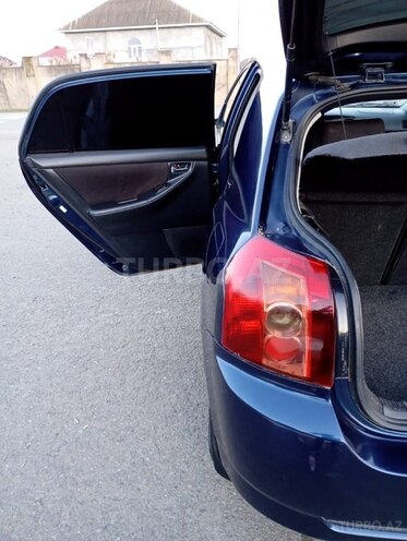Toyota Corolla 2004, 331,600 km - 1.4 l - Sumqayıt