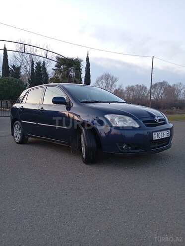 Toyota Corolla 2004, 331,600 km - 1.4 l - Sumqayıt
