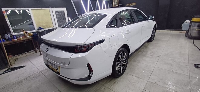Changan Qiyuan A05 2024, 0 km - 1.5 l - Bakı