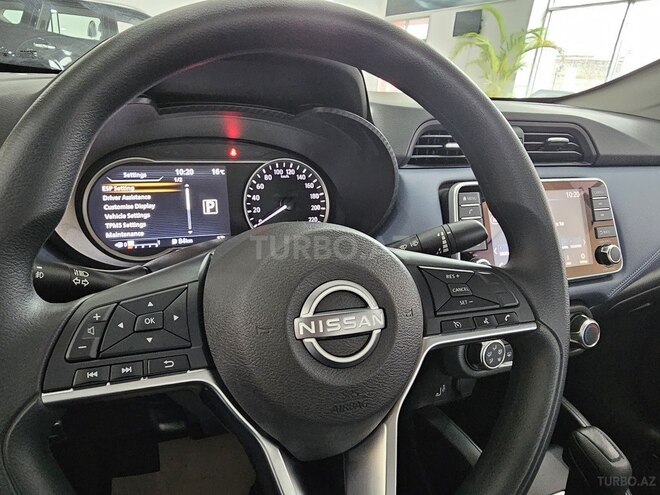 Nissan Sunny-13