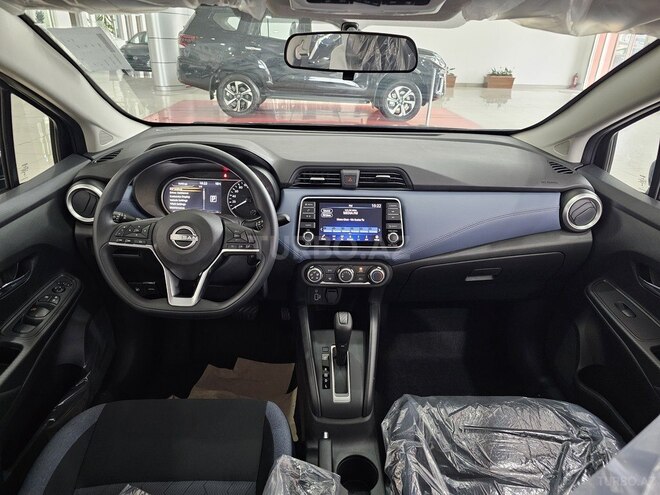 Nissan Sunny-15