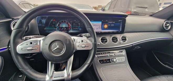 Mercedes E 300 4MATIC 2018, 94,000 km - 2.0 л - Bakı