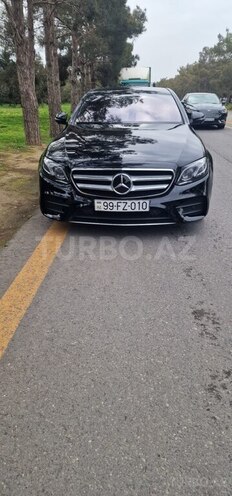Mercedes E 300 4MATIC 2018, 94,000 km - 2.0 л - Bakı