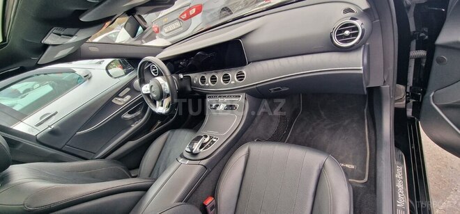 Mercedes E 300 4MATIC 2018, 94,000 km - 2.0 л - Bakı