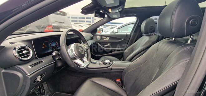 Mercedes E 300 4MATIC 2018, 94,000 km - 2.0 л - Bakı