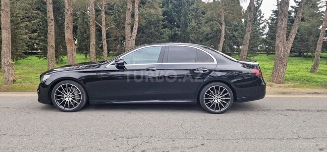 Mercedes E 300 4MATIC 2018, 94,000 km - 2.0 л - Bakı