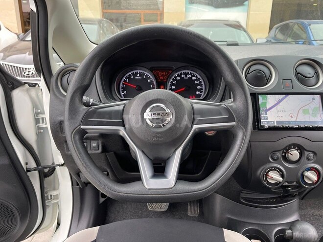 Nissan Note-10