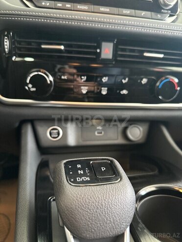 Nissan X-Trail-12