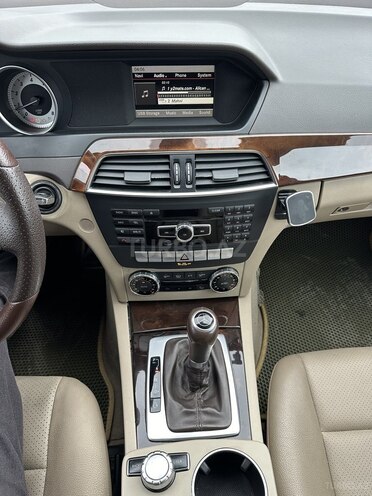 Mercedes C 250 2012, 195,000 km - 1.8 l - Bakı