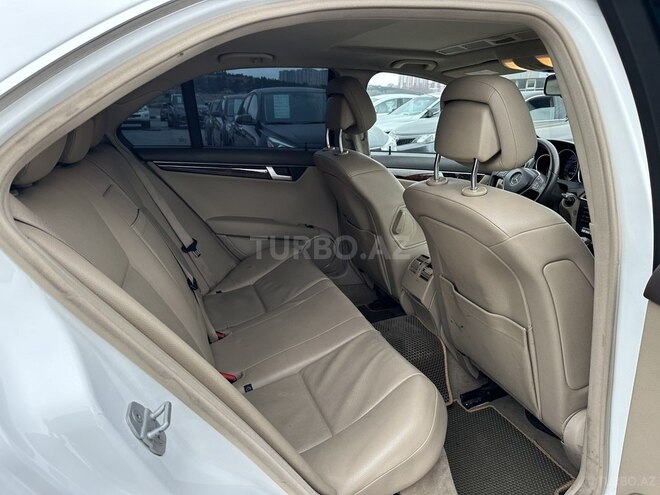 Mercedes C 250 2012, 195,000 km - 1.8 l - Bakı