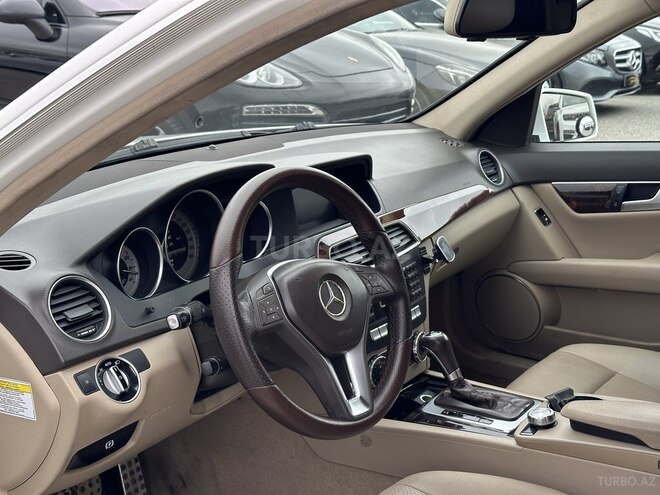 Mercedes C 250 2012, 195,000 km - 1.8 l - Bakı