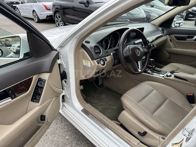 Mercedes C 250 2012, 195,000 km - 1.8 l - Bakı