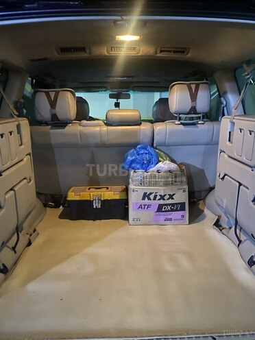 Toyota Land Cruiser-6