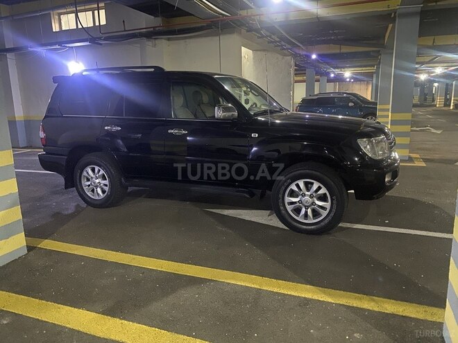 Toyota Land Cruiser-3