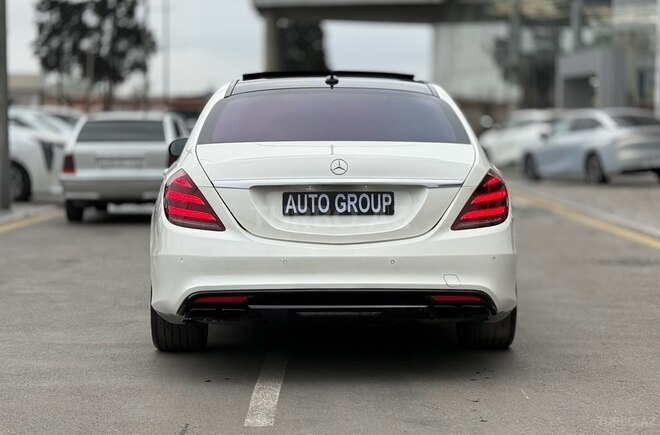 Mercedes S 500-4