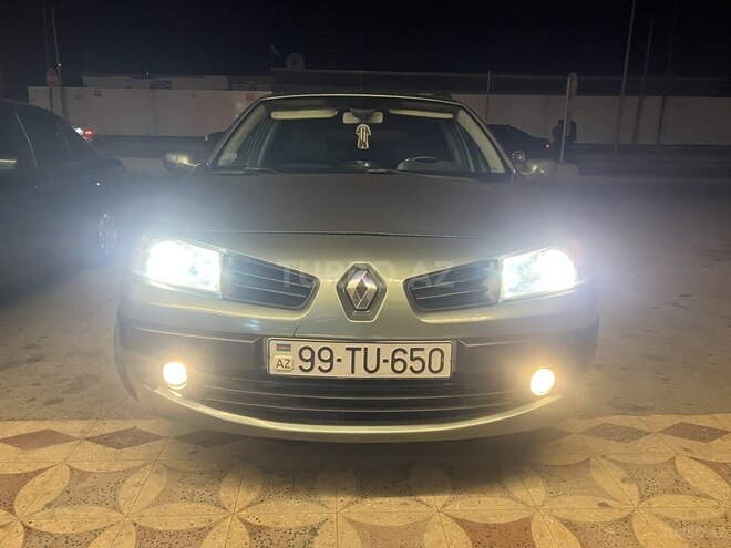 Renault Megane-9