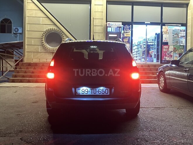 Renault Megane-10