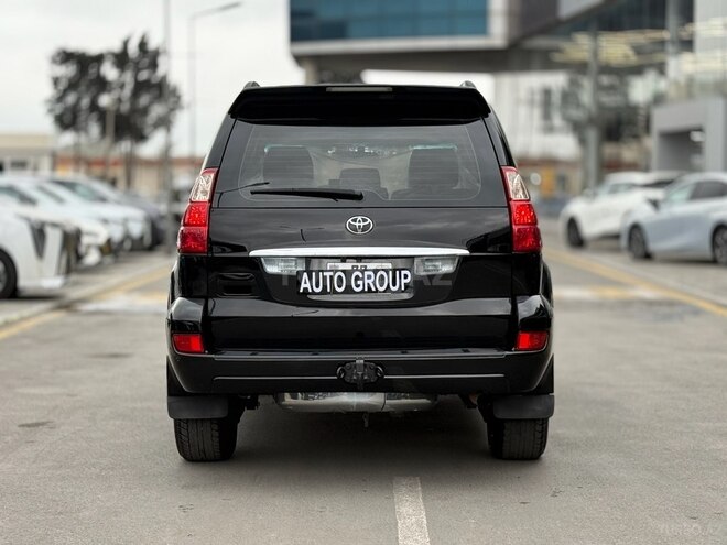 Toyota Land Cruiser Prado-4