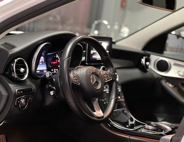 Mercedes C 220 d-15
