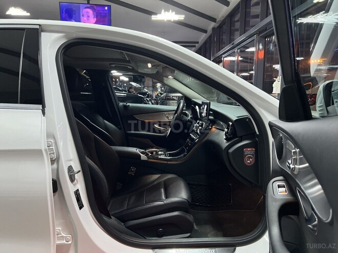 Mercedes C 220 d-10