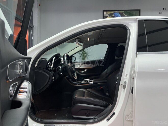 Mercedes C 220 d-14