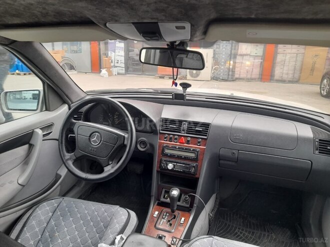 Mercedes C 220 d 1999, 310,000 km - 2.2 l - Bakı