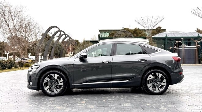 Audi e-tron Sportback 2022, 3,850 km - 0.0 л - Bakı