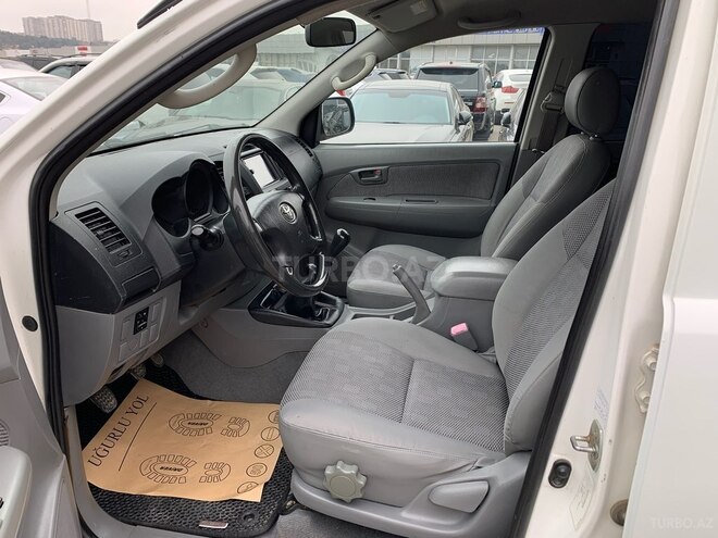 Toyota Hilux 2009, 277,000 km - 2.5 л - Bakı