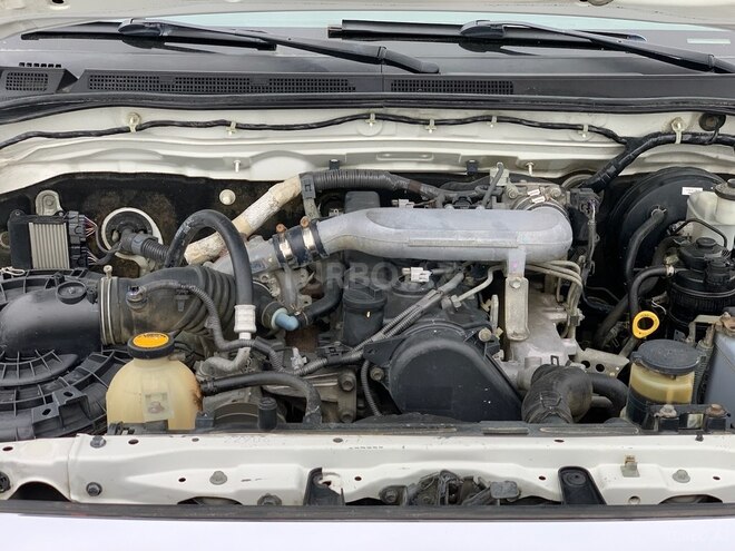 Toyota Hilux 2009, 277,000 km - 2.5 л - Bakı