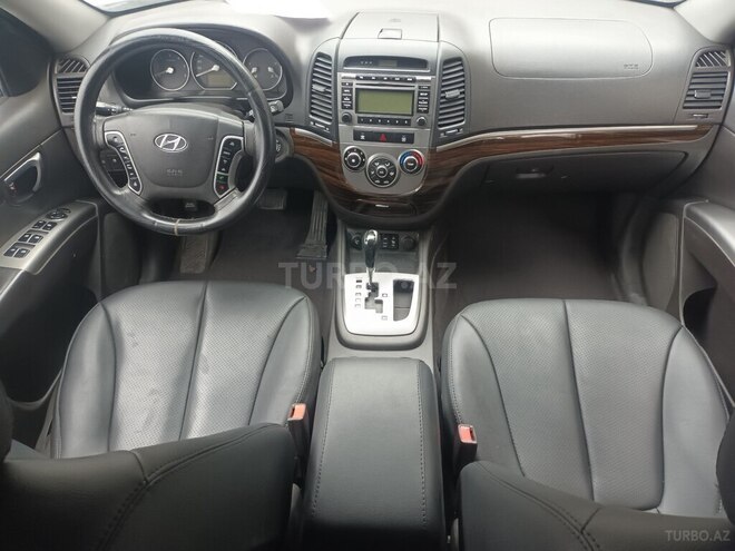 Hyundai Santa Fe-3