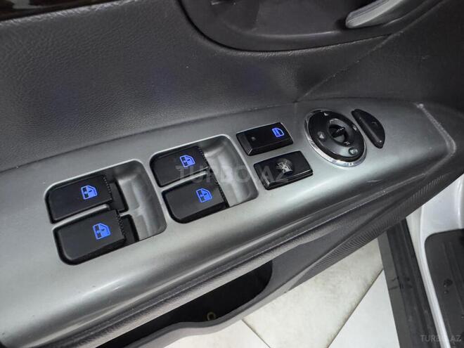 Hyundai Santa Fe 2011, 197,223 km - 2.0 л - Sumqayıt