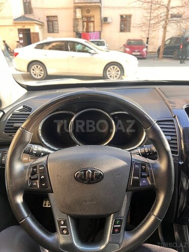 Kia Sorento 2011, 230,000 km - 2.0 l - Bakı