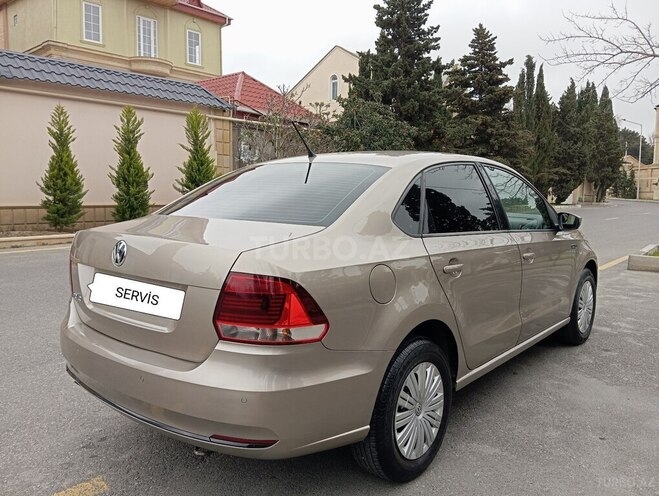 Volkswagen Polo 2018, 107,000 km - 1.6 л - Bakı