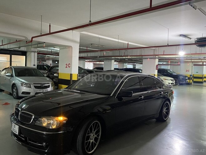 BMW 745-4