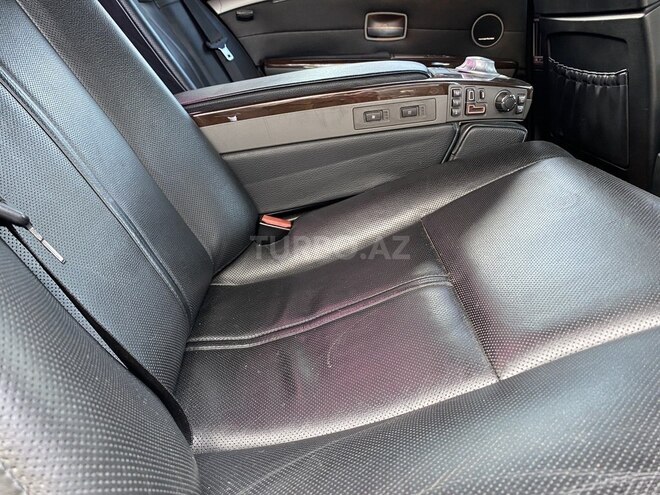 BMW 745-21