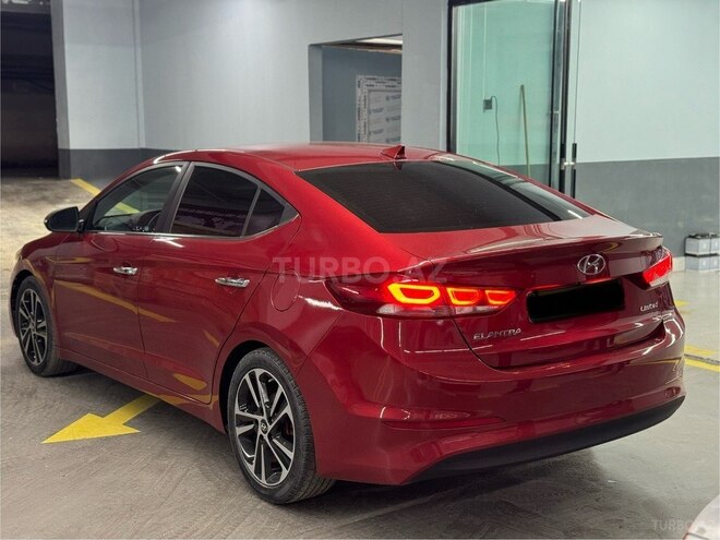 Hyundai Elantra 2017, 93,000 km - 2.0 l - Bakı
