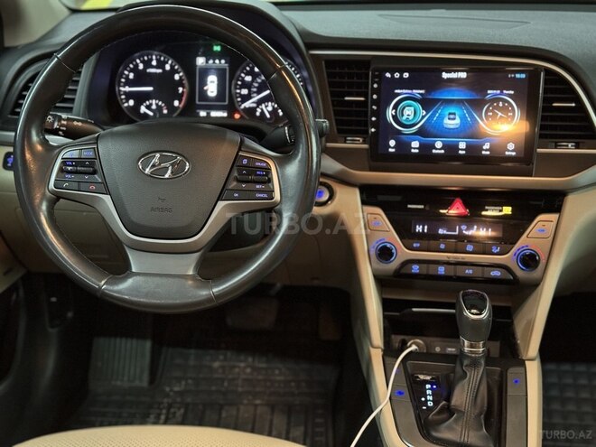 Hyundai Elantra 2017, 93,000 km - 2.0 l - Bakı