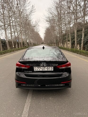 Hyundai Elantra 2016, 193,120 km - 2.0 л - Bakı