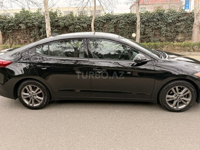 Hyundai Elantra 2016, 193,120 km - 2.0 л - Bakı