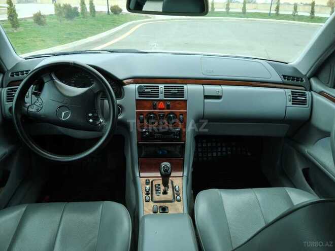 Mercedes E 200 1999, 385,000 km - 2.0 l - Neftçala