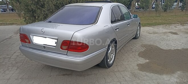 Mercedes E 200 1997, 378,345 km - 2.0 л - Bakı