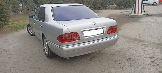 Mercedes E 200 1997, 378,345 km - 2.0 л - Bakı