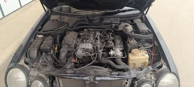 Mercedes E 220 d 1999, 230,754 km - 2.2 л - Sumqayıt