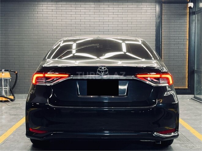Toyota Corolla 2024, 2,400 km - 1.8 л - Bakı