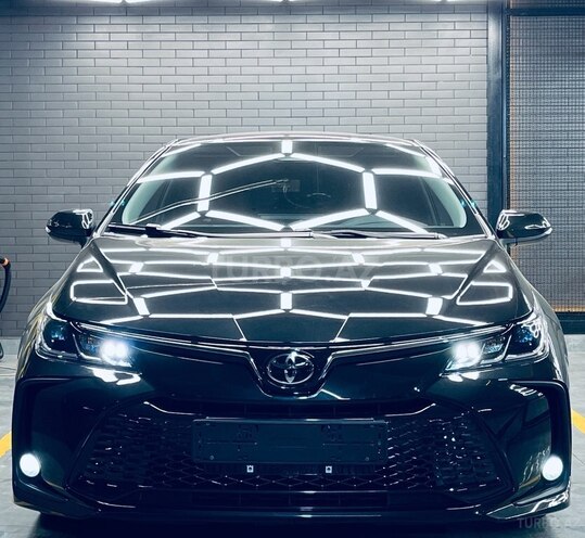 Toyota Corolla 2024, 2,400 km - 1.8 л - Bakı