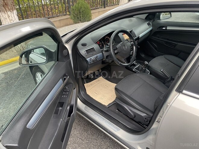 Opel Astra 2009, 278,550 km - 1.3 л - Bakı